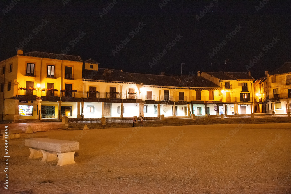 Fototapeta premium plaza porticada de riaza