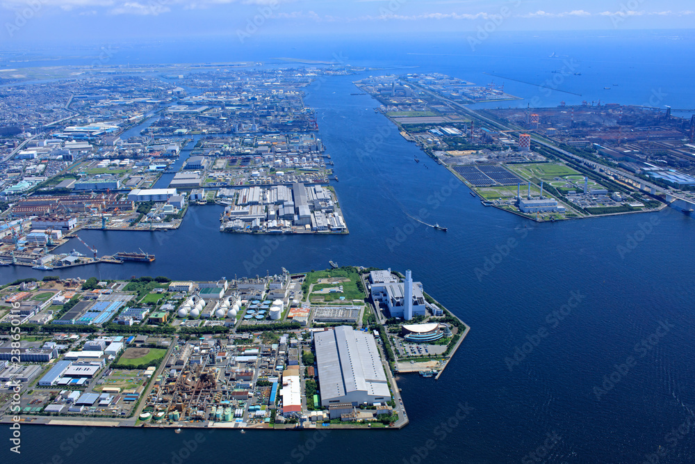 京浜運河とコンビナート／京浜コンビナート