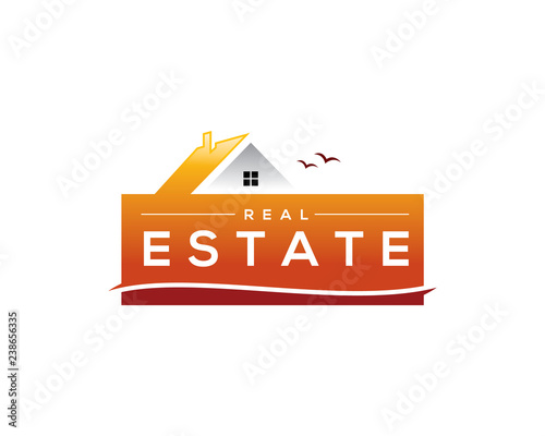 summer real estate logo