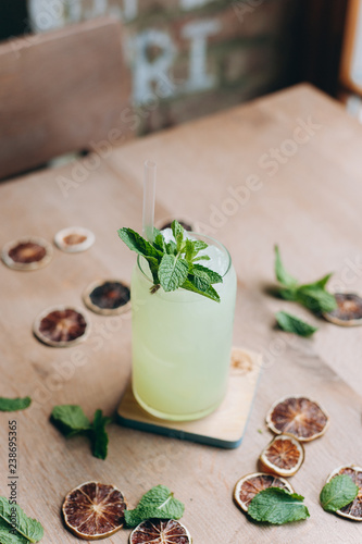 Fototapeta Naklejka Na Ścianę i Meble -  drink with mint