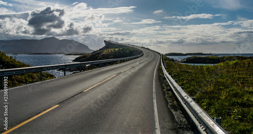 the atlantic road © alessandro