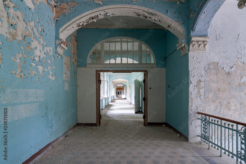 Fototapeta premium Flur - Lost Place