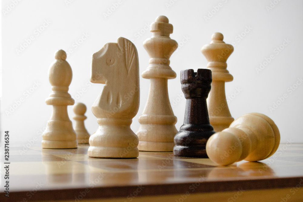 king and queen chess pieces, chess match, white and black, victory, cell, sport, defeat king and queen chess pieces, chess match, white and black, victory, cell, sport, defeat