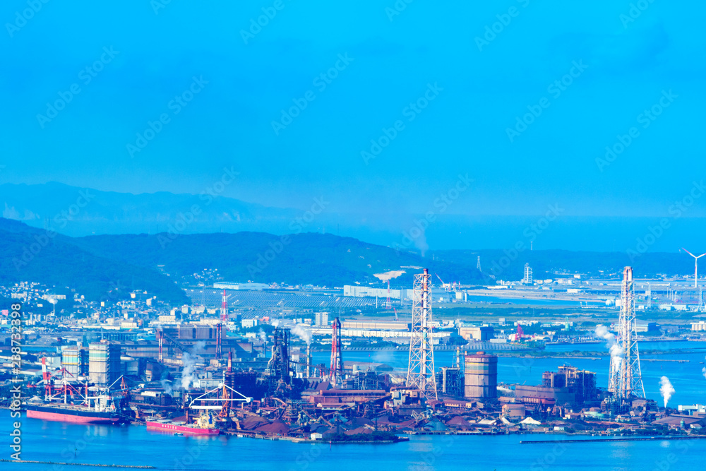 Fototapeta premium 工業都市と関門海峡