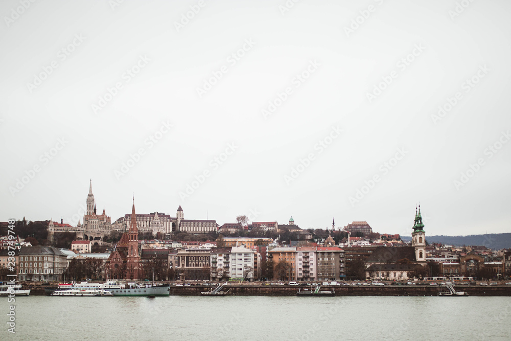 Fototapeta premium Cityscape and Danube river, old Budapest, Hungary
