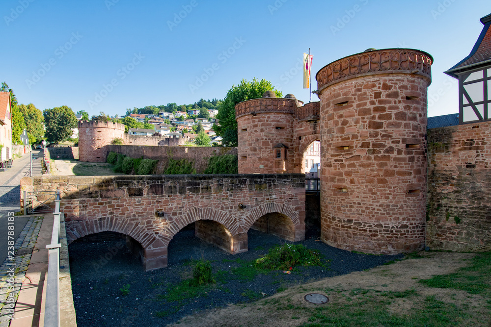 An der alten Stadtmauer von Büdingen, Wetterau, Hessen, Deutschland