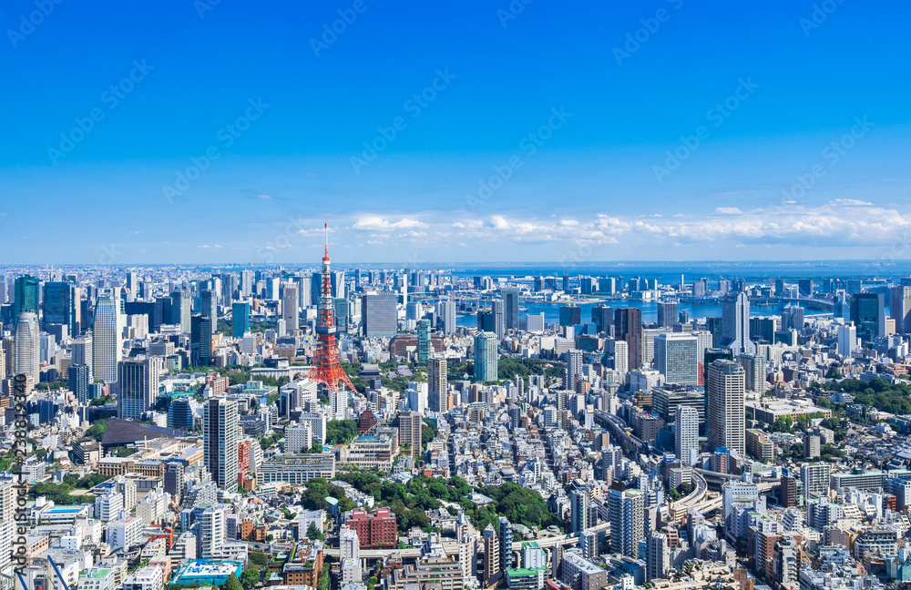 東京　青空と都市風景