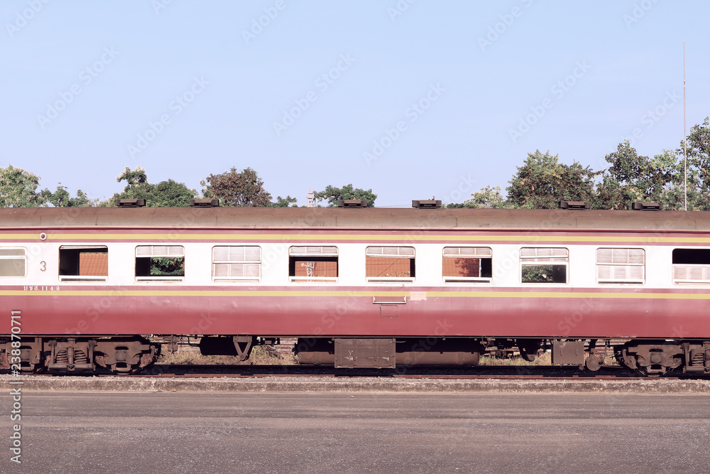 Fototapeta premium Old train abandoned because of prolonged use. It can not be used anymore.
