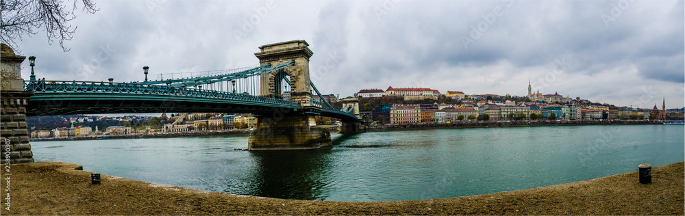 Obraz premium Budapest - Ponte delle catene