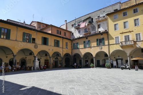 Pisa - piazza delle Vettovaglie