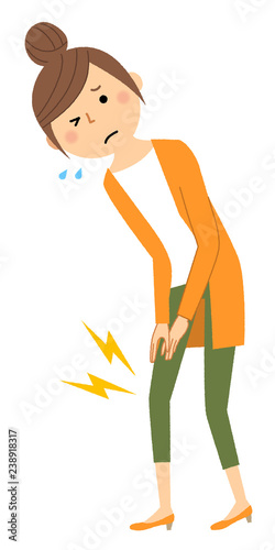 若い女性　ママ　膝痛