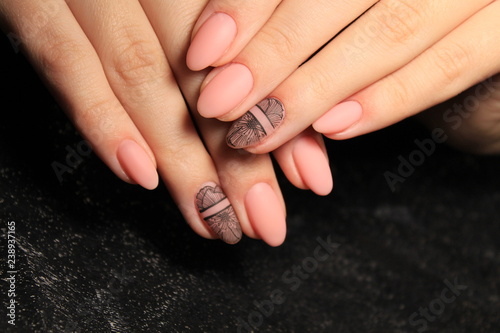 Fashion nails manicure