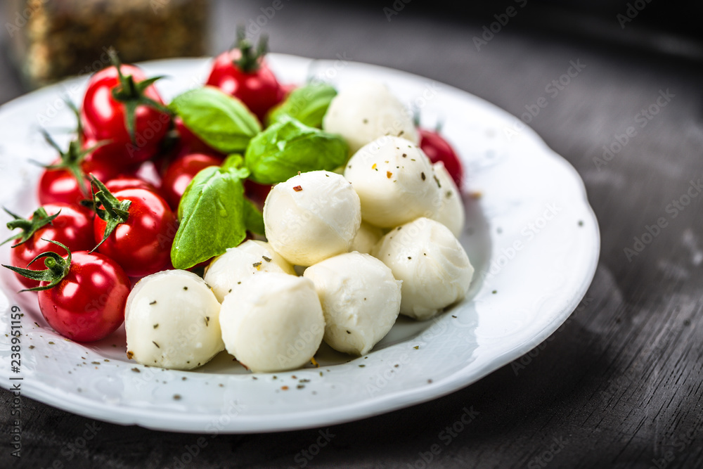 Fresh tomatoes with mozzarella and fresh basil
