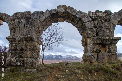 Antico Acquedotto Romano, Yalvac (Turchia)