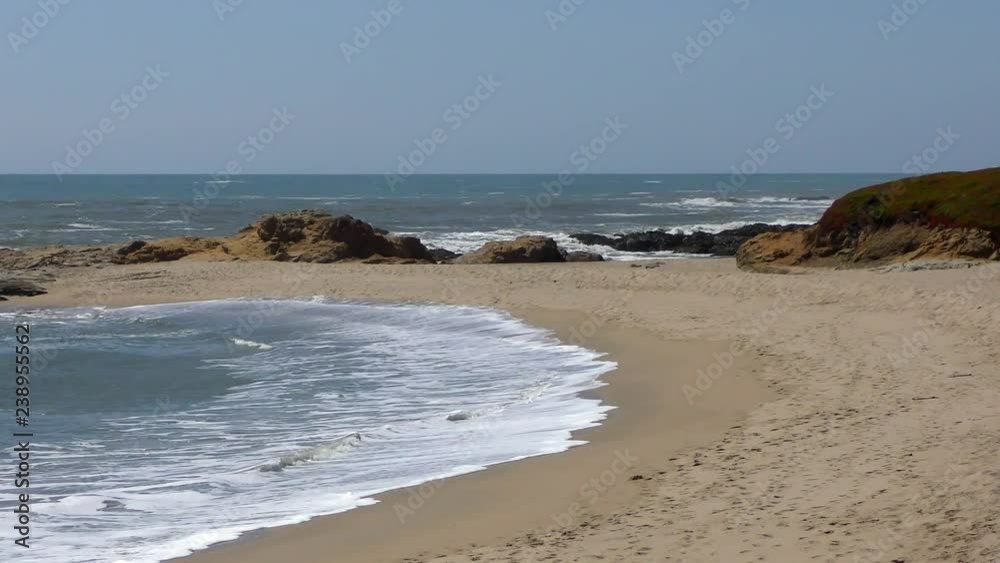 The Pacific Ocean at Half Moon Bay State Beach, Santa Cruz County, California, USA, 2018 The Pacific Ocean at Half Moon Bay State Beach, Santa Cruz County, California, USA, 2018