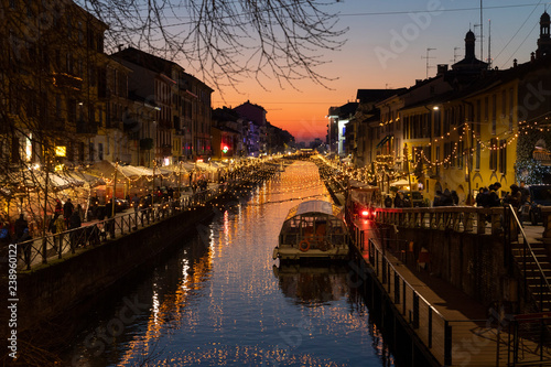 Luci di Natale sul naviglio a Milano photo