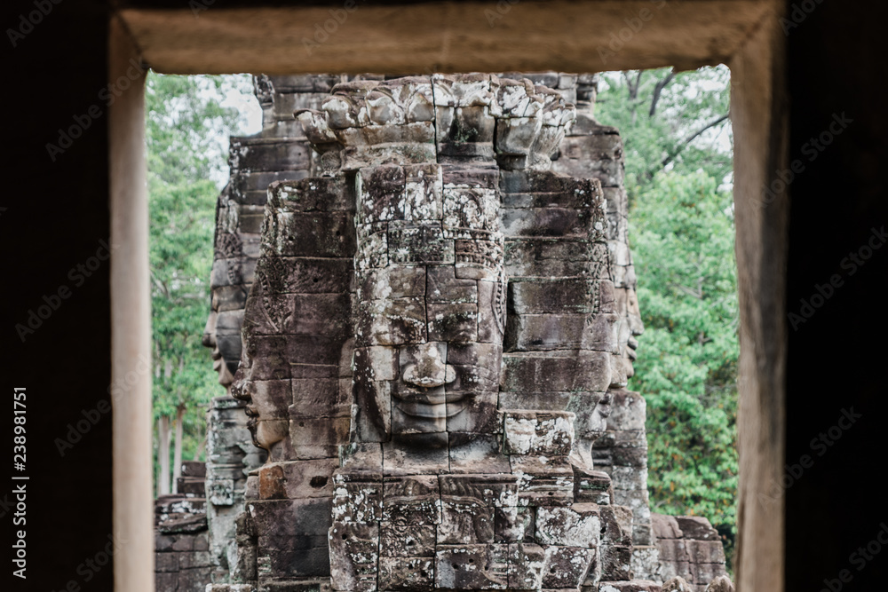 Fototapeta premium Faces of Siem Reap's Bayon Temple