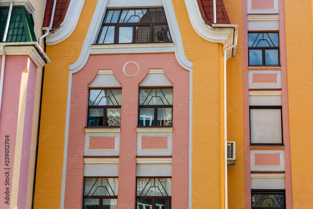 Obraz premium Facade of the modern residential building in elite district