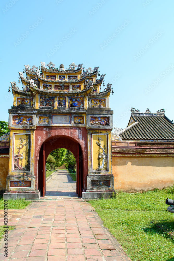 Obraz premium Wonderful view of the Meridian Gate to the Imperial City with the Purple Forbidden City within the Citadel in Hue, Vietnam. Hue is a popular tourist destination of Asia.