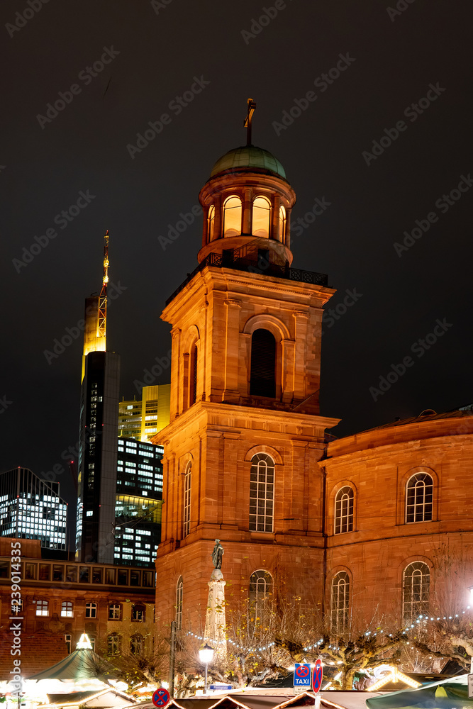 Frankfurt am Main Weihnachtsmarkt und Paulskirche