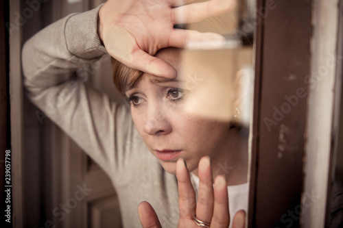 Obraz na plátně Young attractive unhappy depressed woman feeling miserable and hopeless looking