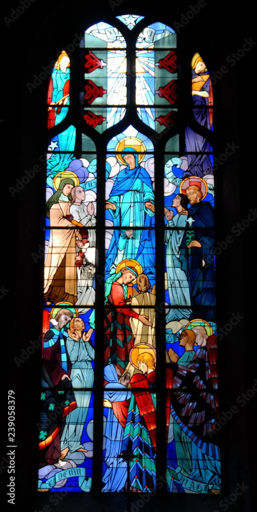 Ville de Laval, vitrail de l'église Notre Dame des Cordeliers, département de la Mayenne, France