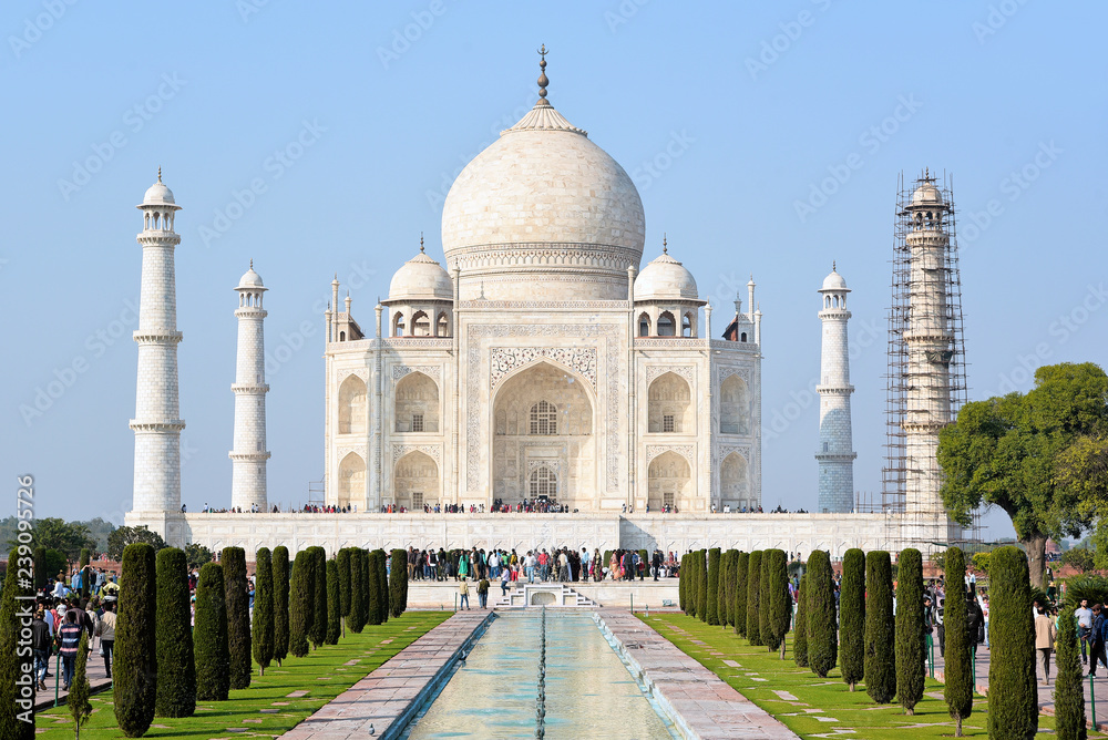 Naklejka premium The majestic front view of Taj Mahal in India.