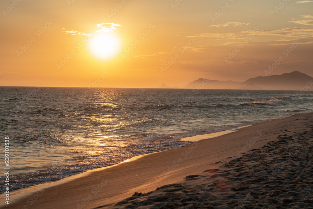 Pôr-do-Sol na Barra da Tijuca Pôr-do-Sol na Barra da Tijuca