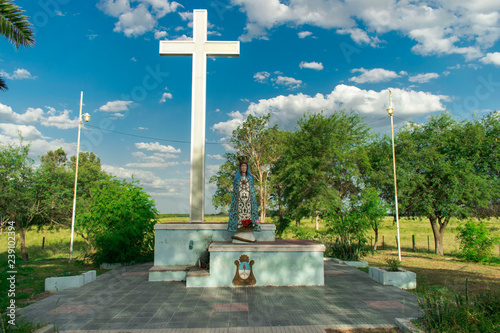 Monumento a Virgen photo