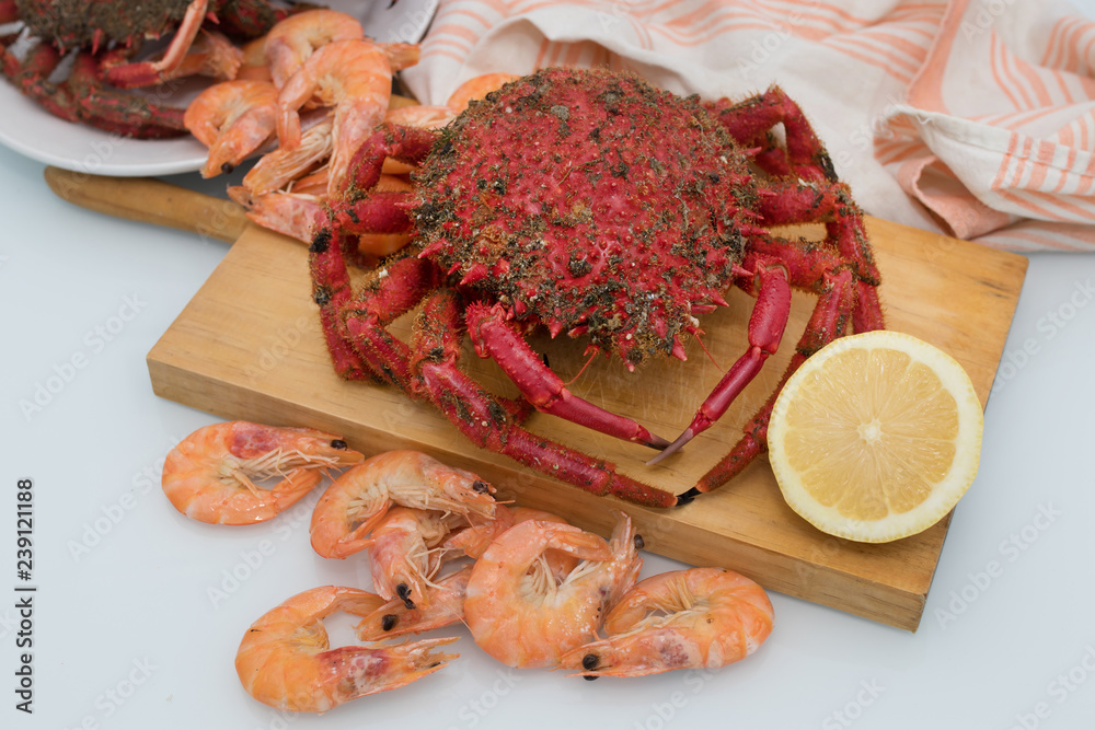 crab prepared with lemon, fish and shellfish crab prepared with lemon, fish and shellfish