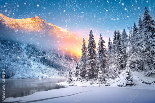 Winter Christmas holiday background © dzmitrock87
