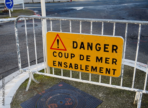 Danger coup de mer ensablement
