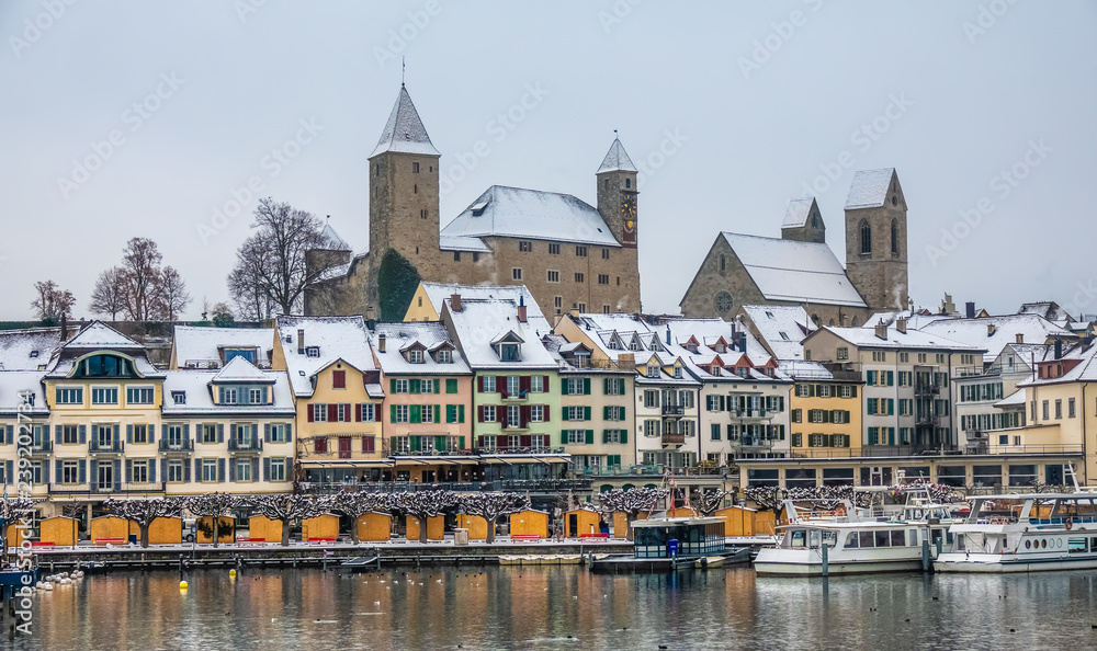 Fototapeta premium Winter scenes in the city of Rapperswil, during the Christmas season, Lake Yzruch, Sankt Gallen, Switzerland