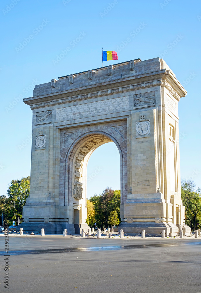 Triumphal Arch in Bucharest 1