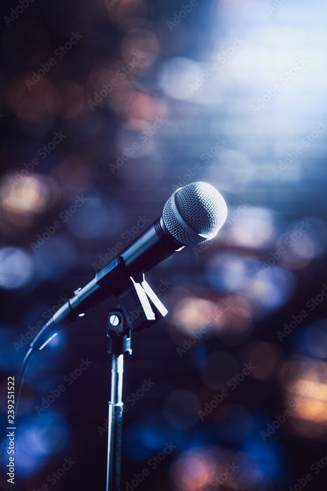 Obraz premium microphone on a stage