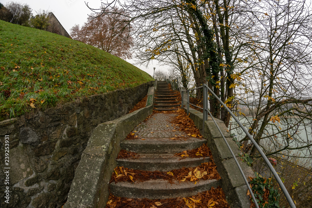 Φωτογραφία Aufgang zum Schlosspark in Linz Oberösterreich
