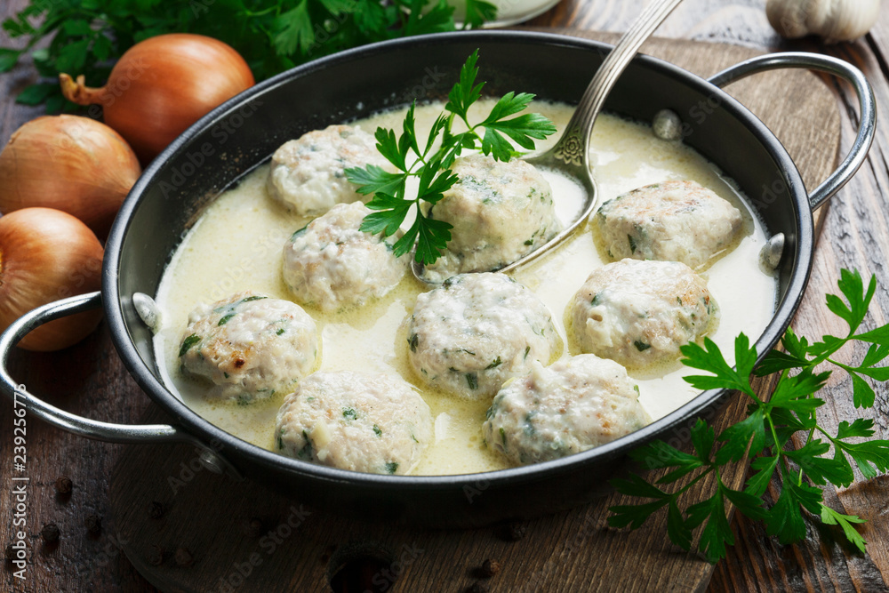 Chicken meatballs in milk sauce Chicken meatballs in milk sauce