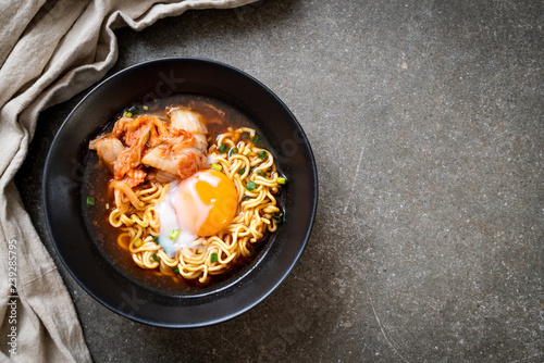 Korean instant noodles with kimchi and egg