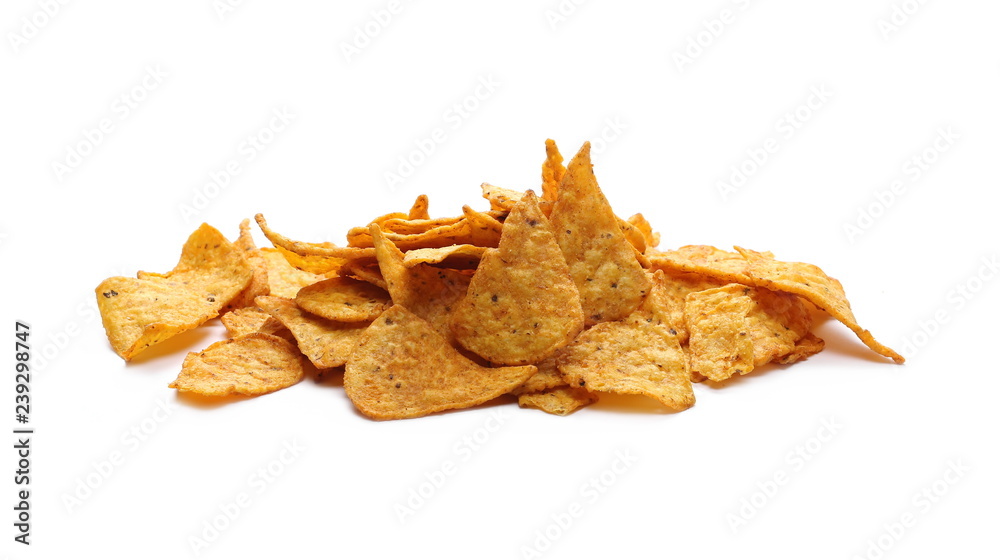 Naklejka premium Chili flavored tortilla chips isolated on white background