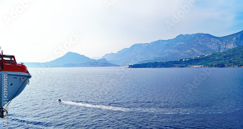 Montañas y costa de Montenegro, Balcanes, Europa © sanguer