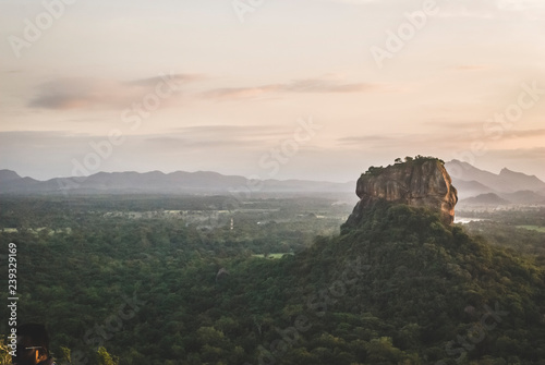 Pidurangala Vihara Temple Rock View