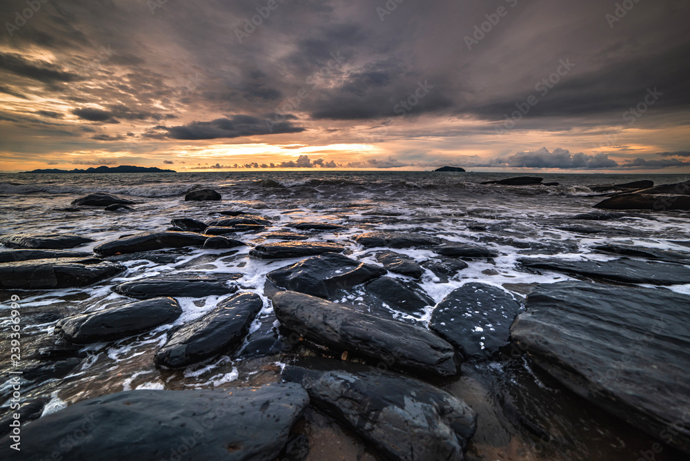 Obraz premium Rock beach Phuket Thailand