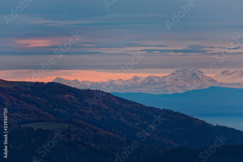 Coucher de soleil sur les Alpes Suisses