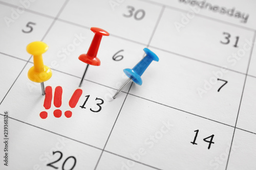 Calendar with pinned date a...