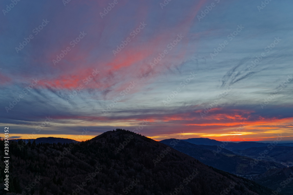 Obraz premium coucher de soleil sur les Vosges