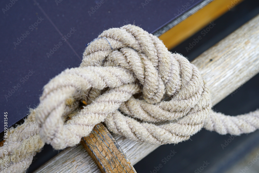 Fototapeta premium Close-up view of a traditional nautical loop knot made of rope