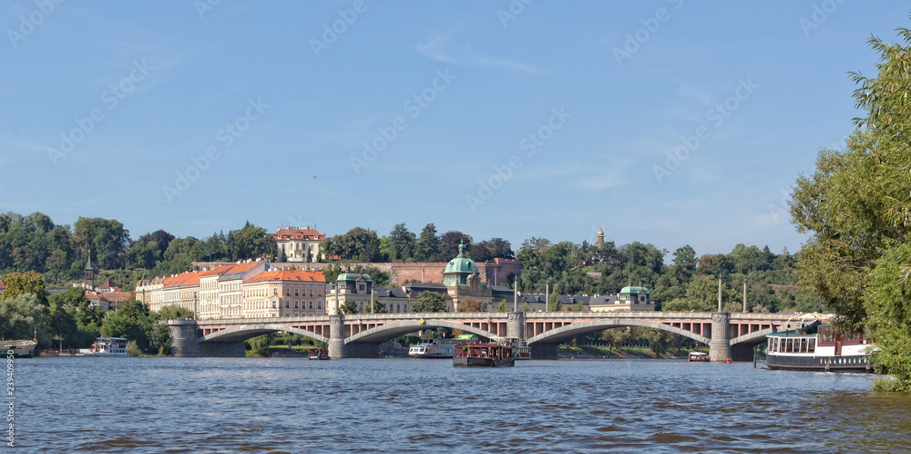 Obraz premium Manes Bridge over Vltava River