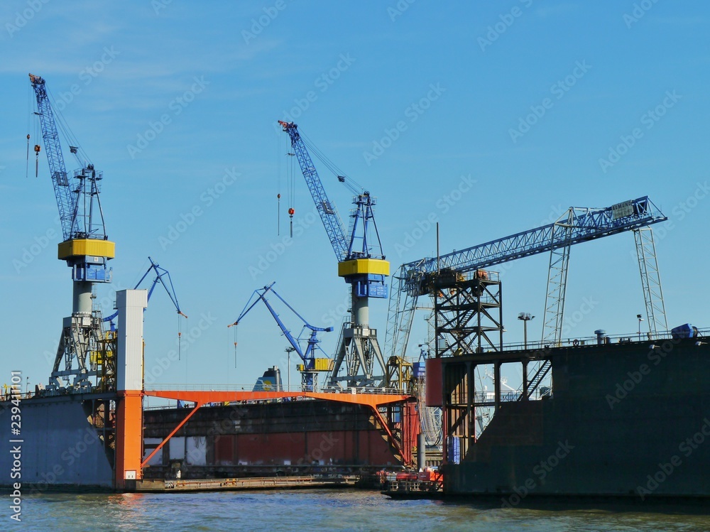 Löschen der ladung im Hamburger Hafen