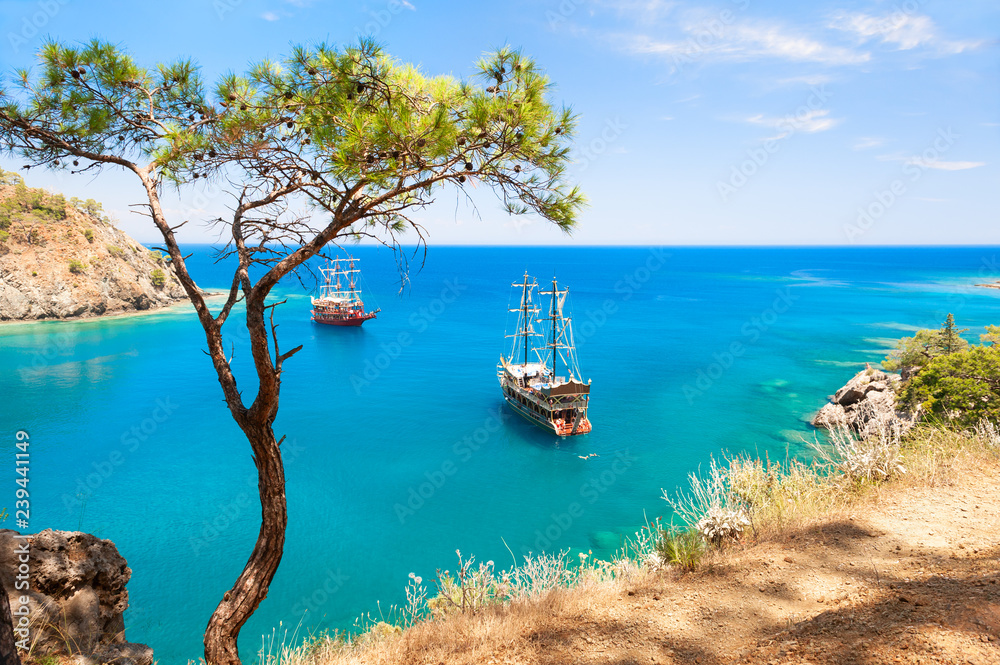 Beautiful sea coast "Paradise bay" near Kemer, Turkey. - obrazy, fototapety, plakaty 