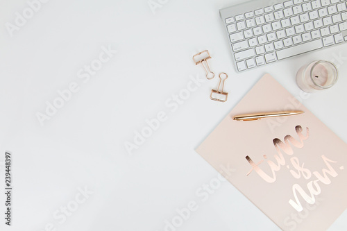 keyboard with stationary 